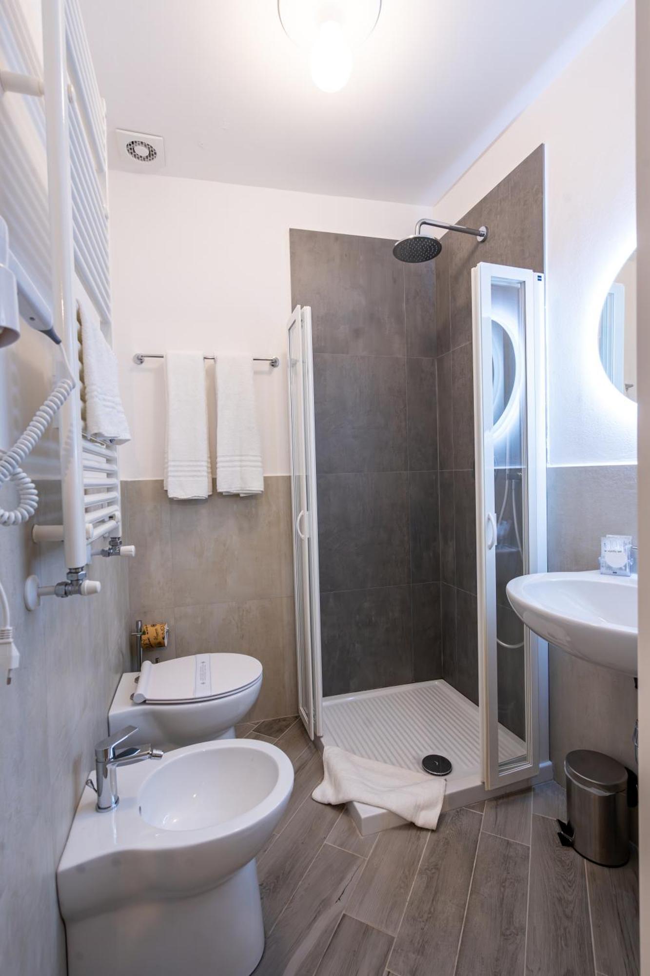 B&B Via Corsica 10 Piza Zewnętrze zdjęcie