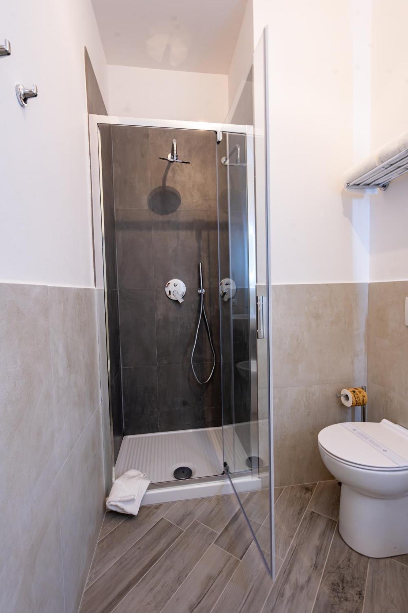 B&B Via Corsica 10 Piza Zewnętrze zdjęcie